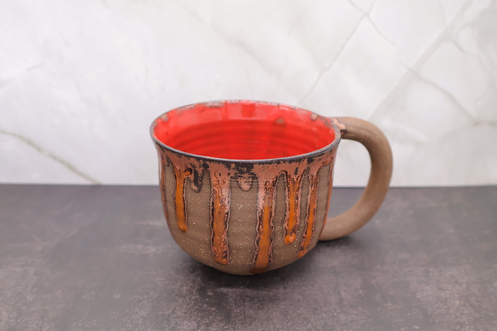 Gold Skull Drip Mug — Misfit