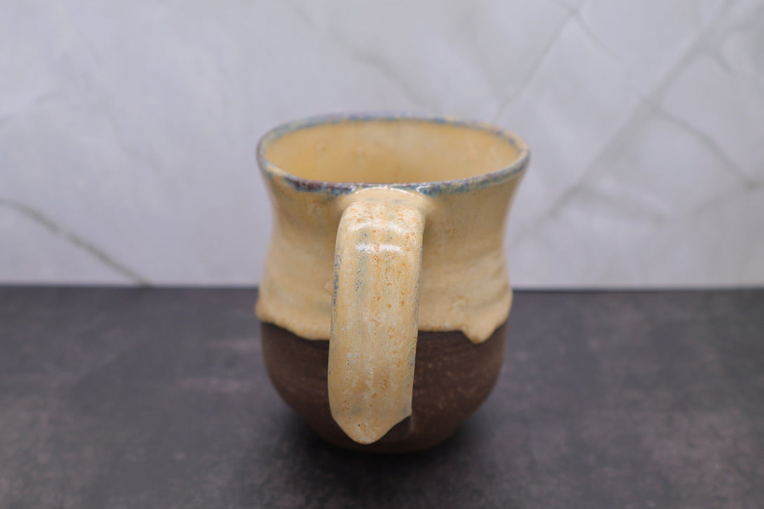 Buttercream on Dark Clay Mug — 10 oz