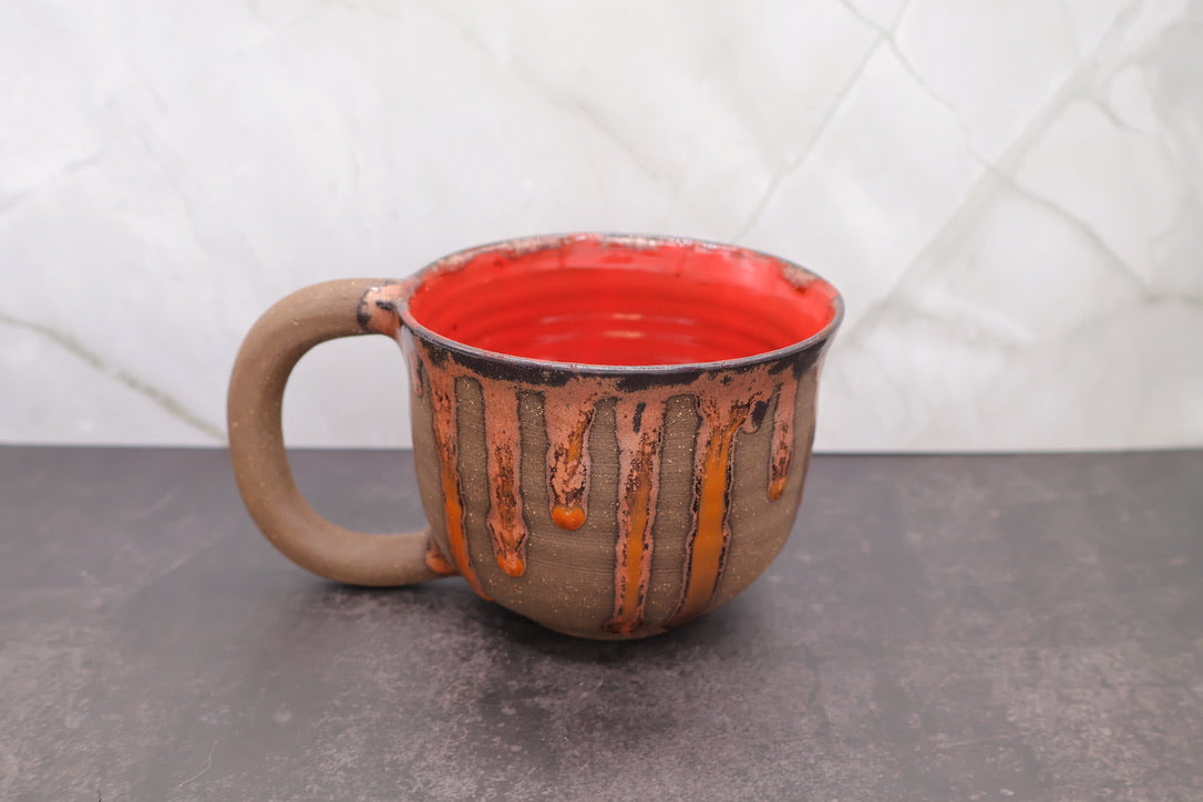 Gold Skull Drip Mug — Misfit